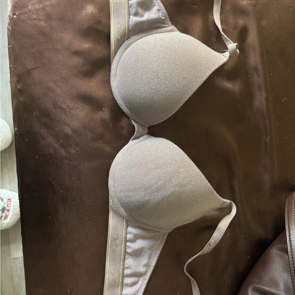 Chic Gray Bra with Padded Cups